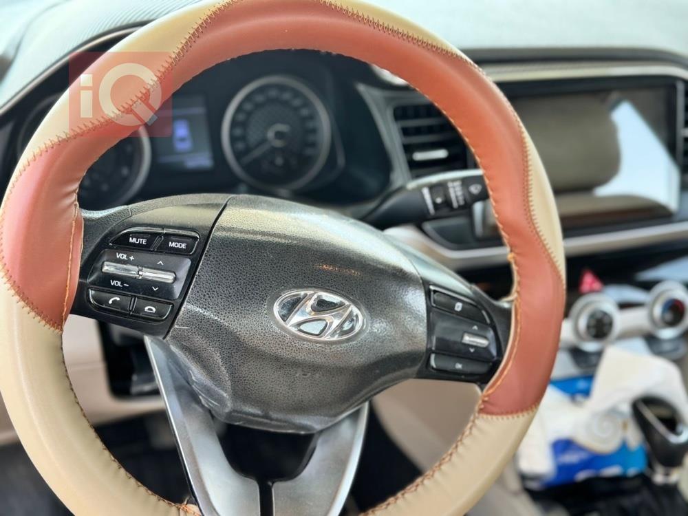 هيونداي النترا